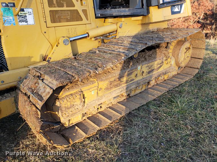 image for item AV9449 2011 Caterpillar D6K LGP dozer