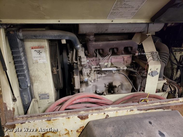 image for item AV9456 Ingersoll Rand P185 air compressor