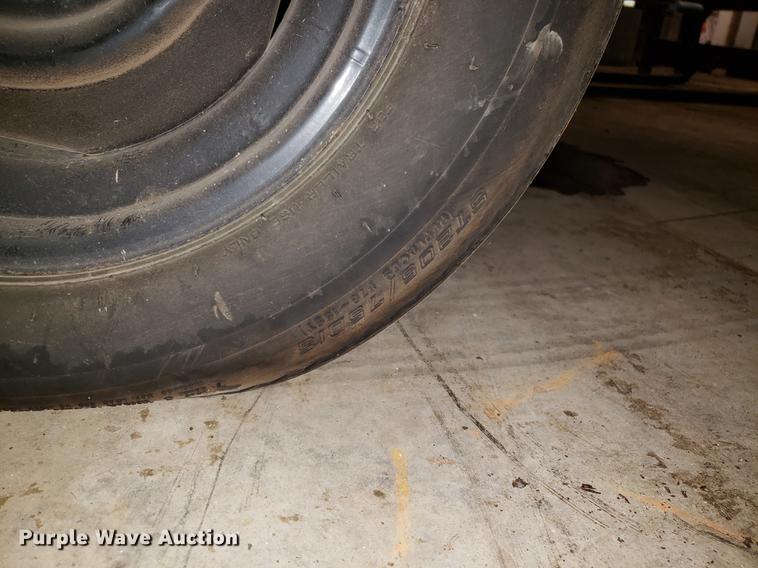 image for item AV9456 Ingersoll Rand P185 air compressor