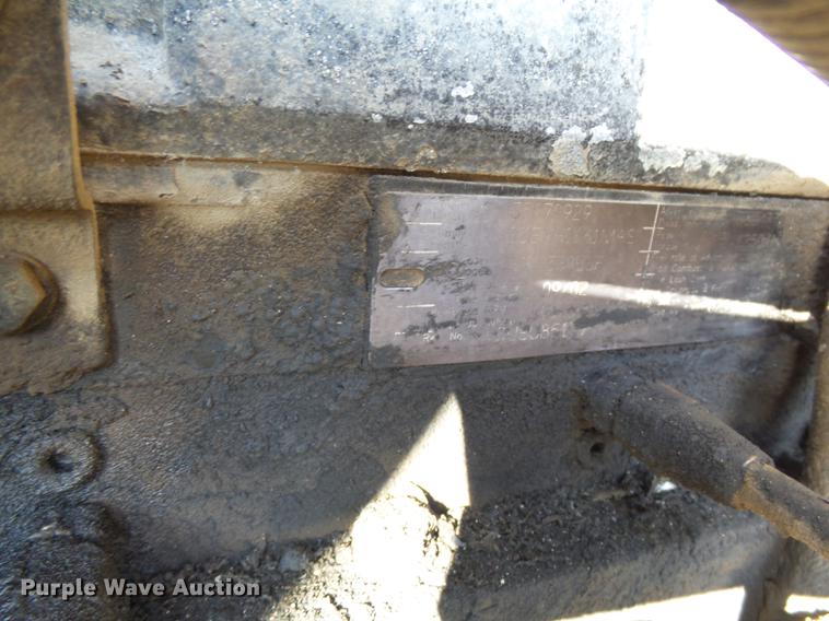 image for item DA3589 2003 International 9200i semi truck