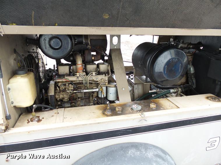 image for item DA3597 1996 Leroi Q375DC-E air compressor