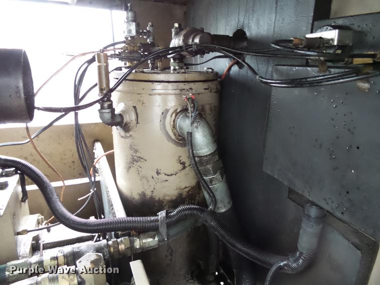 image for item DA3597 1996 Leroi Q375DC-E air compressor