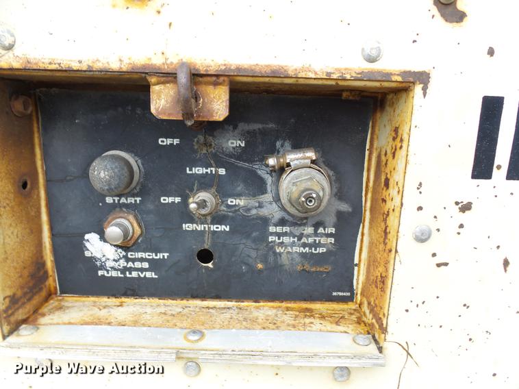 image for item DA3599 Ingersoll Rand 185 air compressor