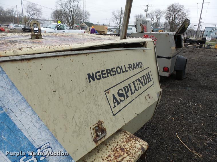 image for item DA3599 Ingersoll Rand 185 air compressor