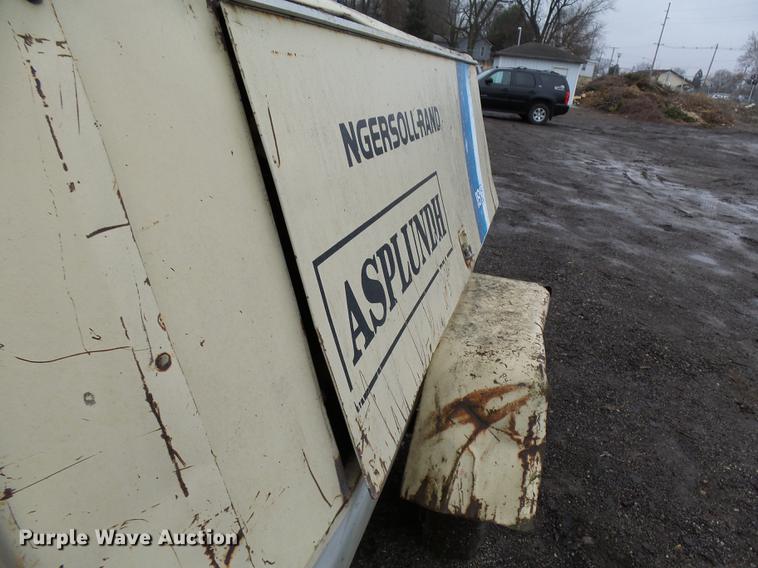 image for item DA3599 Ingersoll Rand 185 air compressor