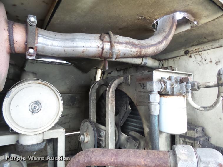 image for item DA3599 Ingersoll Rand 185 air compressor