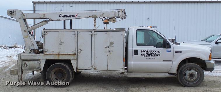 image for item DB2089 2001 Ford F550 Super Duty service truck with crane