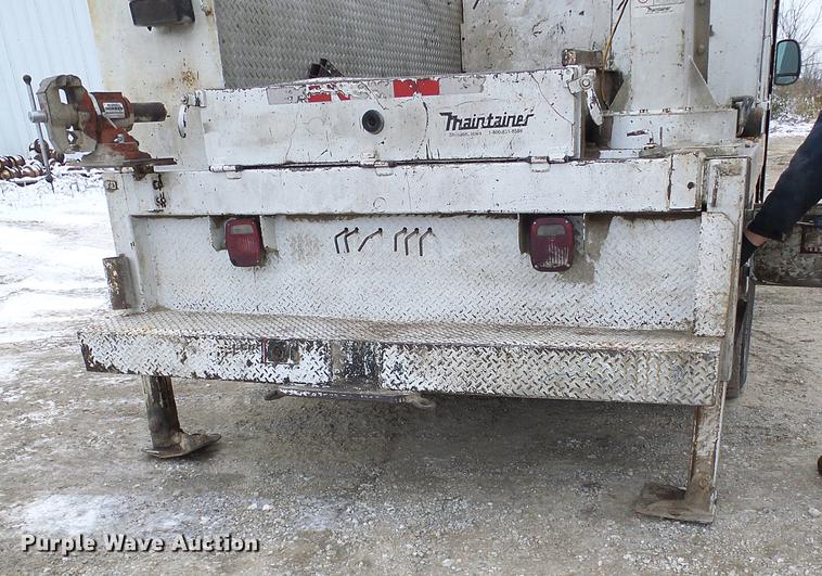 image for item DB2089 2001 Ford F550 Super Duty service truck with crane