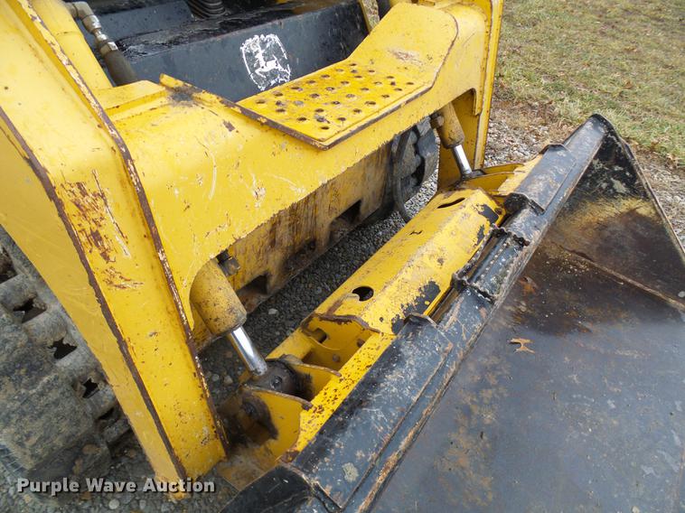 image for item DB2090 2009 John Deere CT315 skid steer