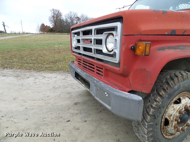 image for item DB2091 1987 GMC C6000 dump truck
