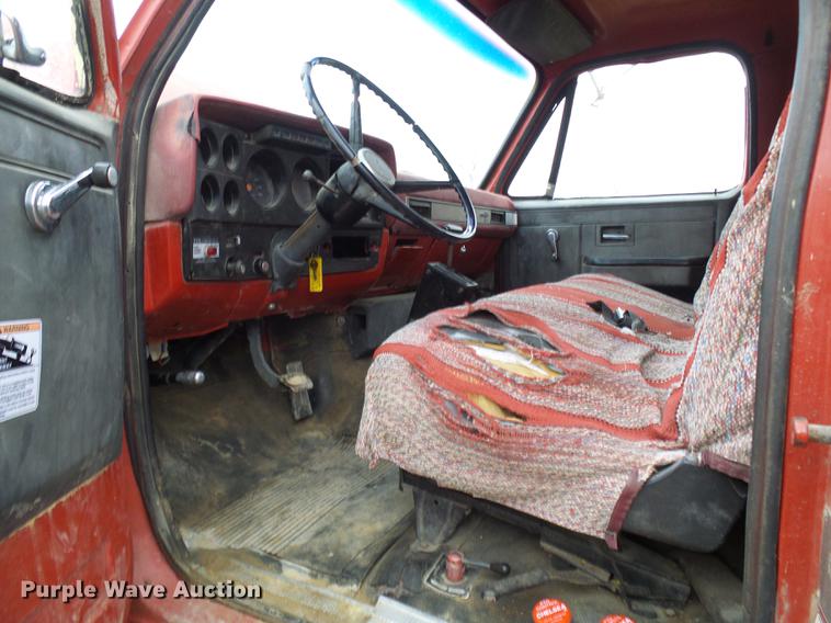 image for item DB2091 1987 GMC C6000 dump truck