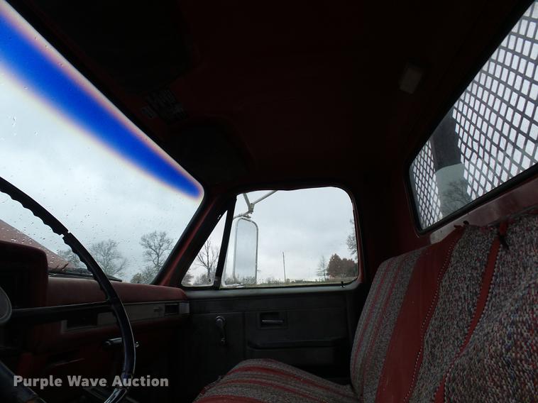 image for item DB2091 1987 GMC C6000 dump truck