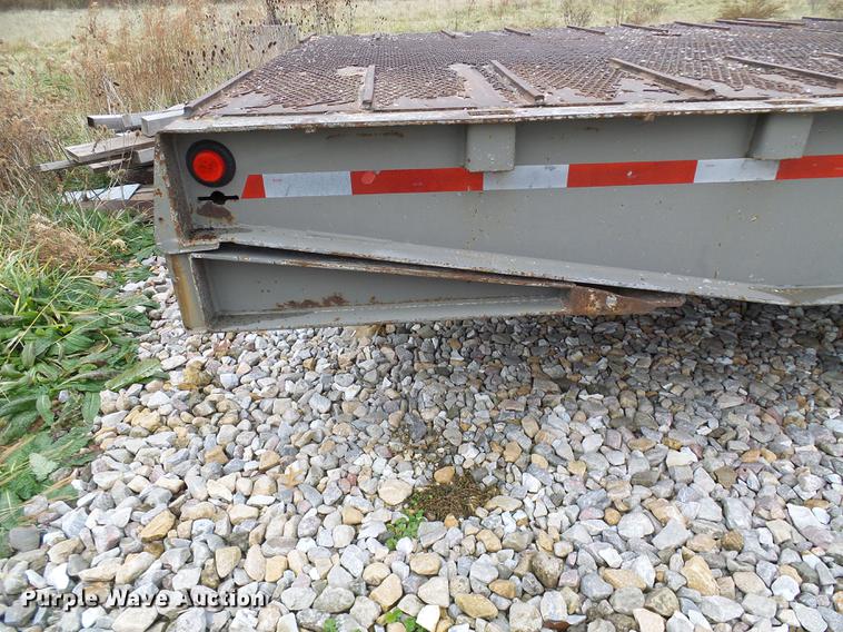 image for item DB2092 2000 Trail King TK70HT-482 drop deck equipment trailer