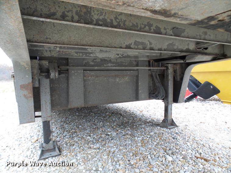 image for item DB2092 2000 Trail King TK70HT-482 drop deck equipment trailer