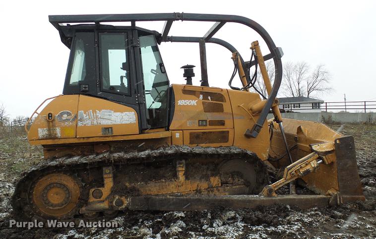 image for item DB2102 2003 Case 1850K dozer