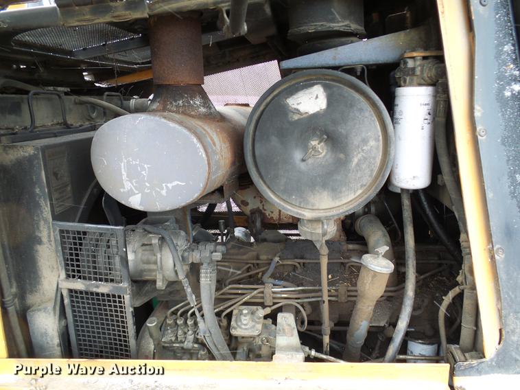 image for item DB2102 2003 Case 1850K dozer