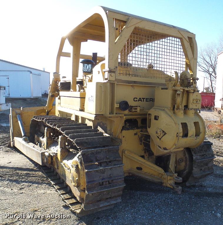image for item DB2104 Caterpillar D7F dozer