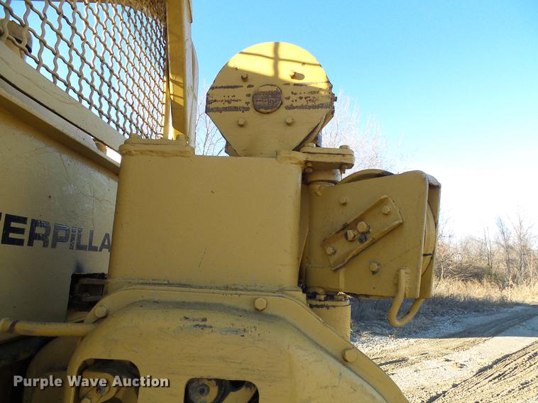 image for item DB2104 Caterpillar D7F dozer