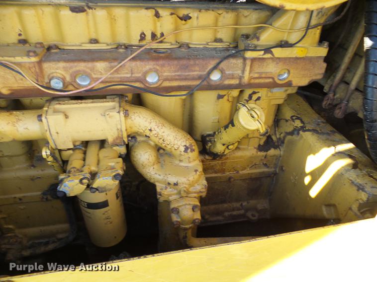 image for item DB2104 Caterpillar D7F dozer