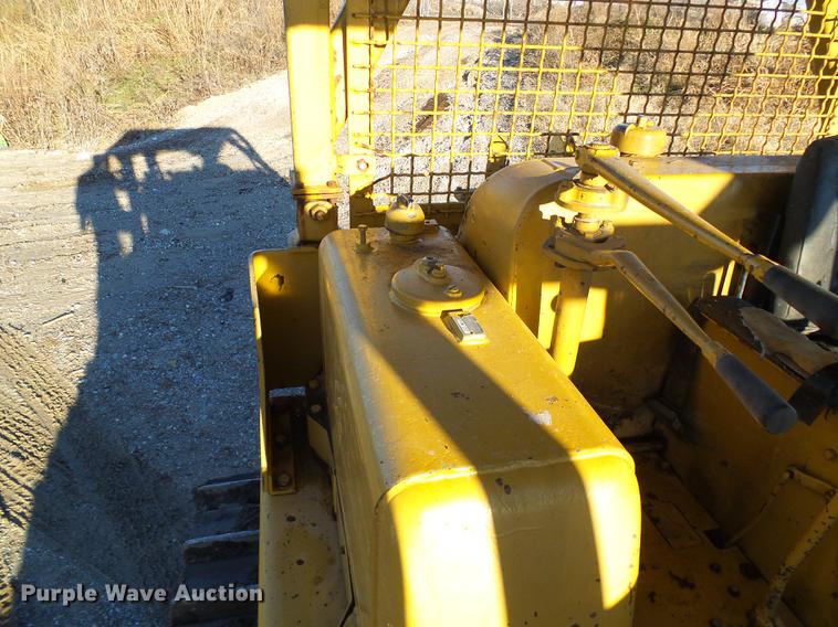 image for item DB2104 Caterpillar D7F dozer