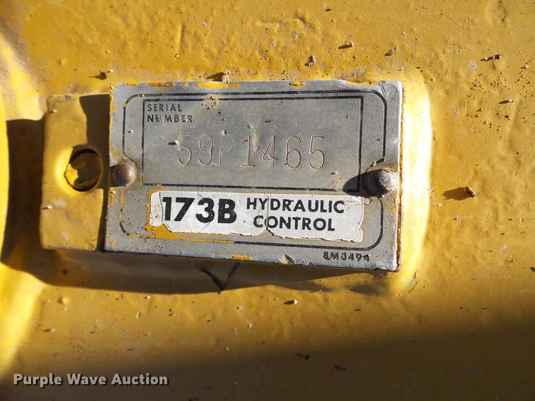 image for item DB2104 Caterpillar D7F dozer