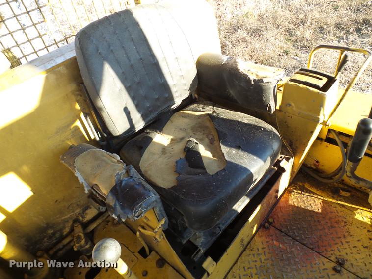 image for item DB2104 Caterpillar D7F dozer