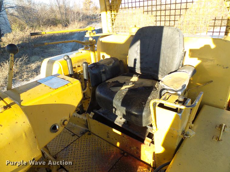 image for item DB2104 Caterpillar D7F dozer