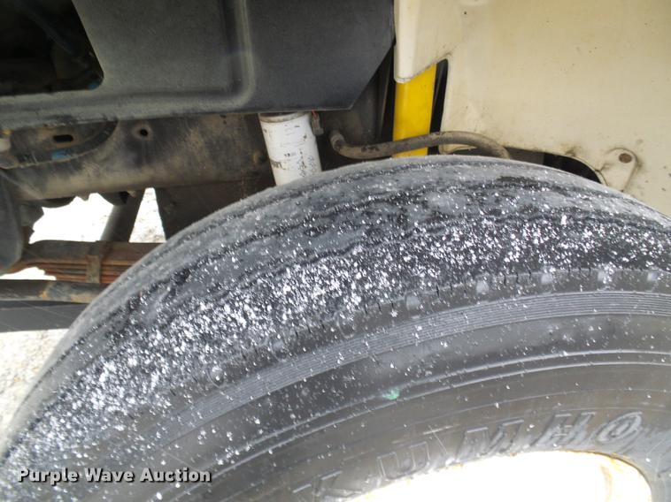 image for item DB2106 1998 Freightliner FL60 bucket truck