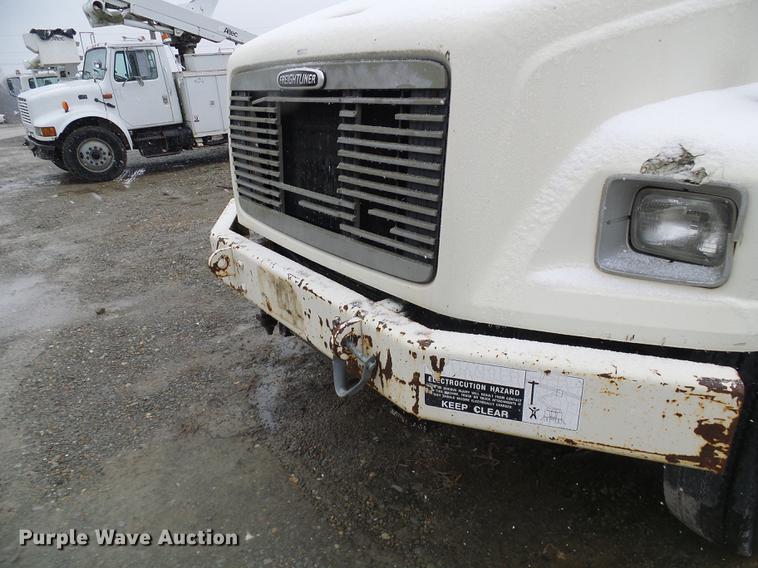 image for item DB2106 1998 Freightliner FL60 bucket truck