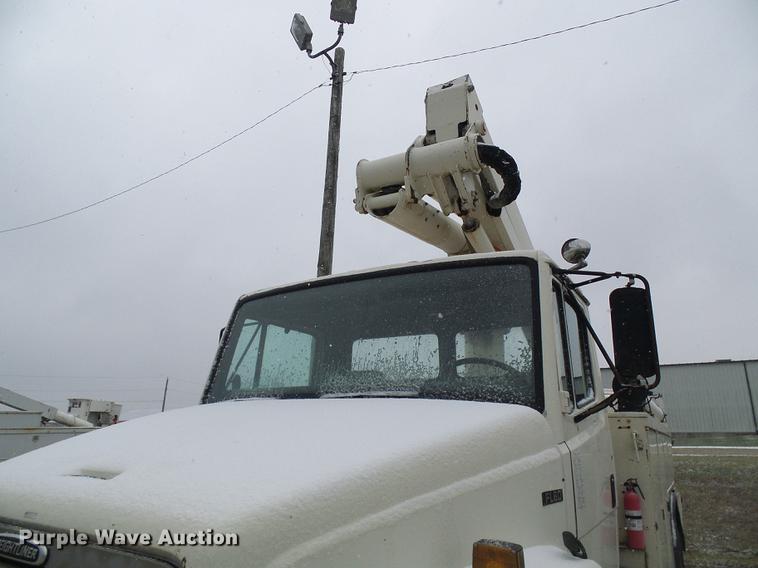 image for item DB2106 1998 Freightliner FL60 bucket truck