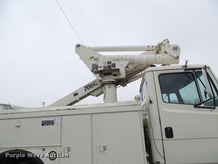 image for item DB2106 1998 Freightliner FL60 bucket truck