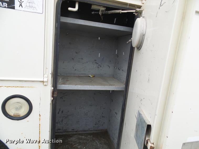 image for item DB2106 1998 Freightliner FL60 bucket truck