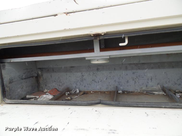 image for item DB2106 1998 Freightliner FL60 bucket truck