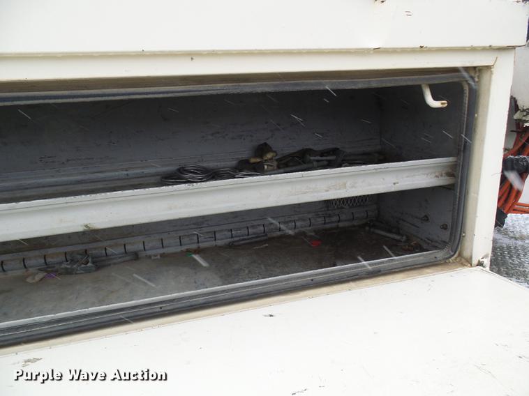 image for item DB2106 1998 Freightliner FL60 bucket truck