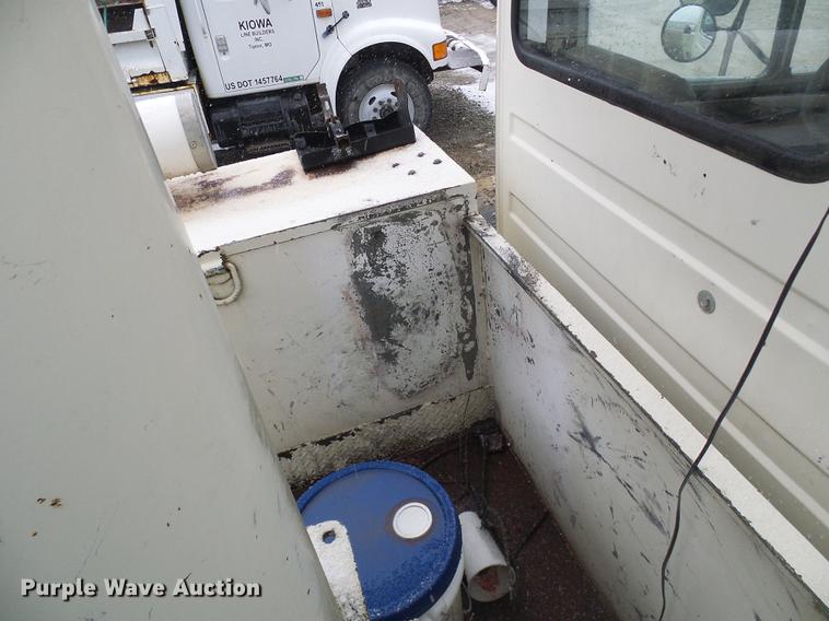 image for item DB2106 1998 Freightliner FL60 bucket truck