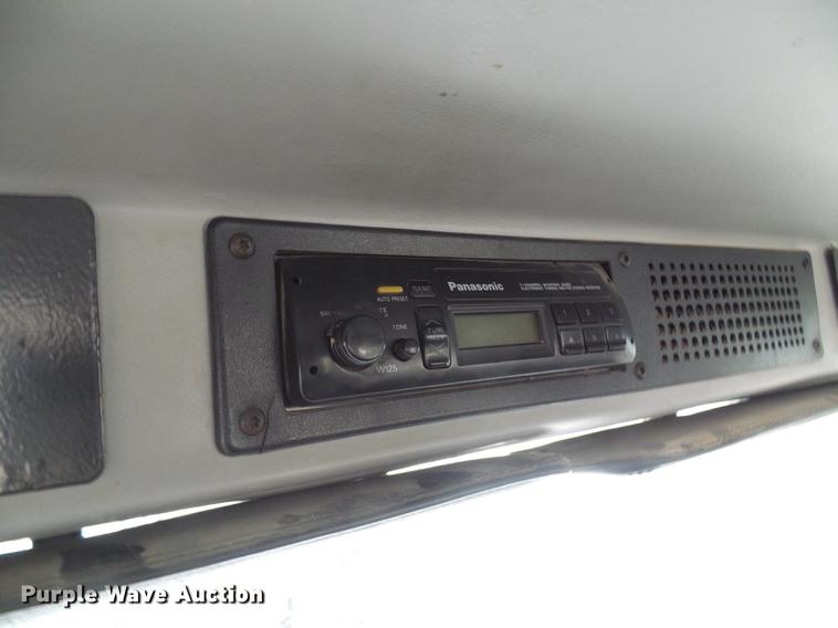 image for item DB2106 1998 Freightliner FL60 bucket truck