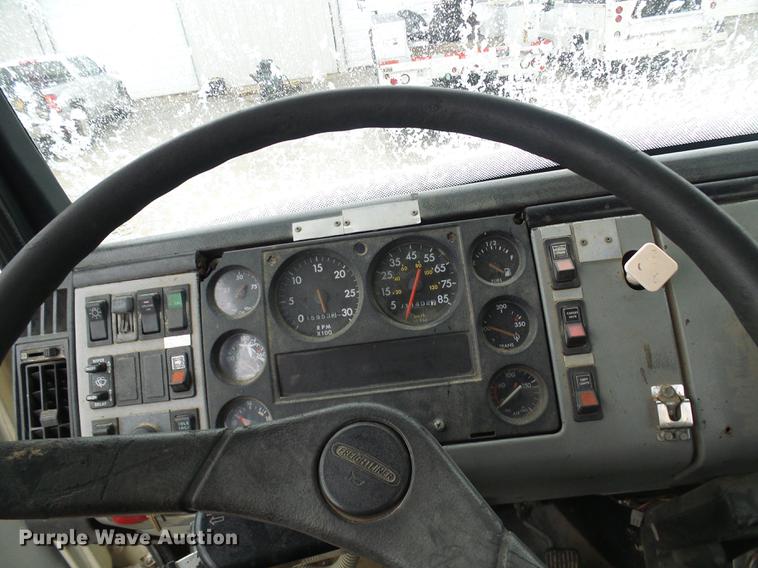image for item DB2106 1998 Freightliner FL60 bucket truck