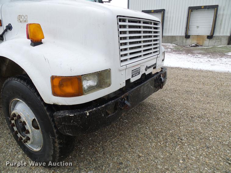 image for item DB2107 1995 International 4700 bucket truck