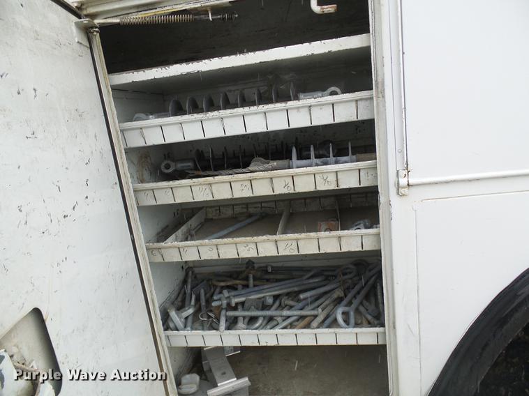 image for item DB2107 1995 International 4700 bucket truck