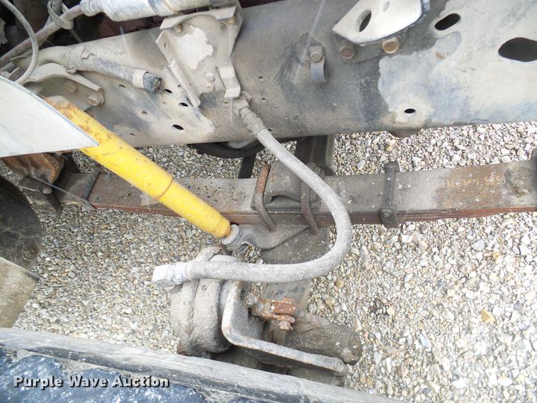 image for item DB2107 1995 International 4700 bucket truck