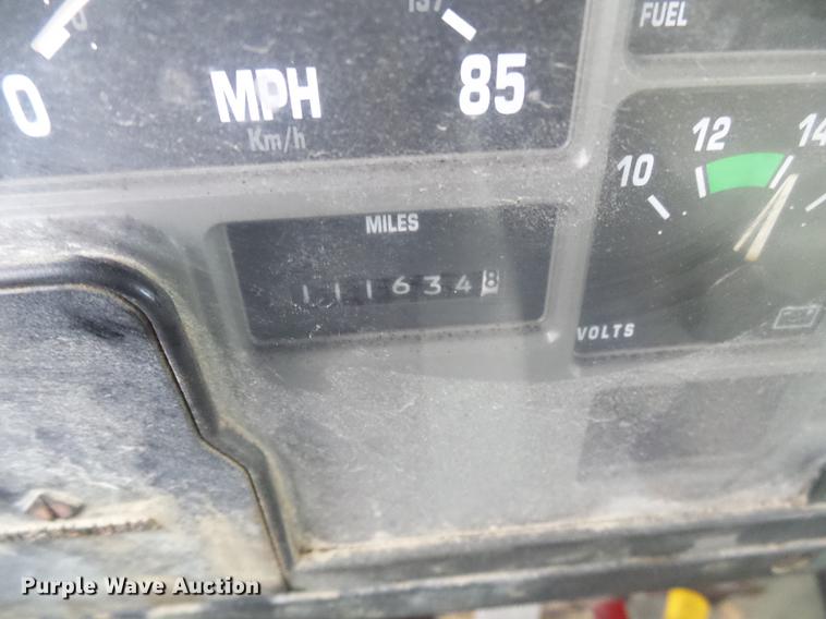 image for item DB2107 1995 International 4700 bucket truck