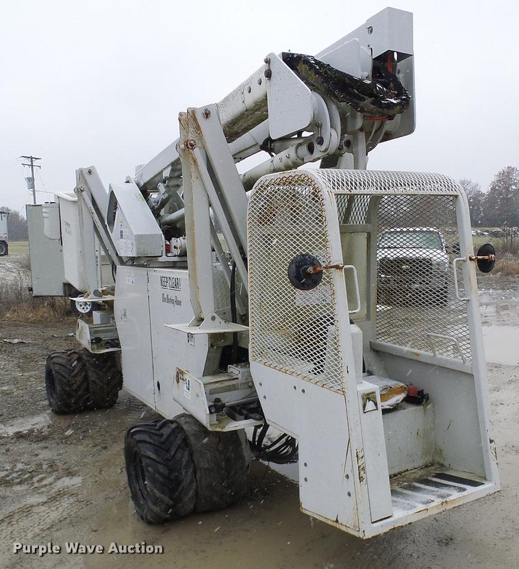 image for item DB2108 2005 Terex Hi Ranger TL38P boom lift