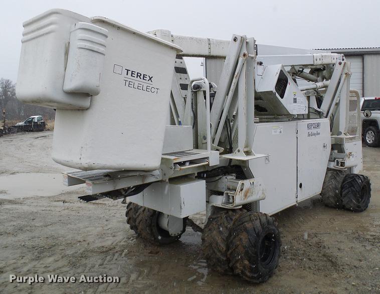 image for item DB2108 2005 Terex Hi Ranger TL38P boom lift