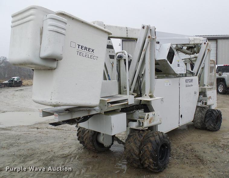 image for item DB2108 2005 Terex Hi Ranger TL38P boom lift