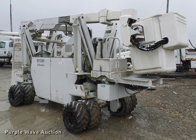 image for item DB2108 2005 Terex Hi Ranger TL38P boom lift