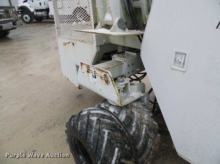 image for item DB2108 2005 Terex Hi Ranger TL38P boom lift