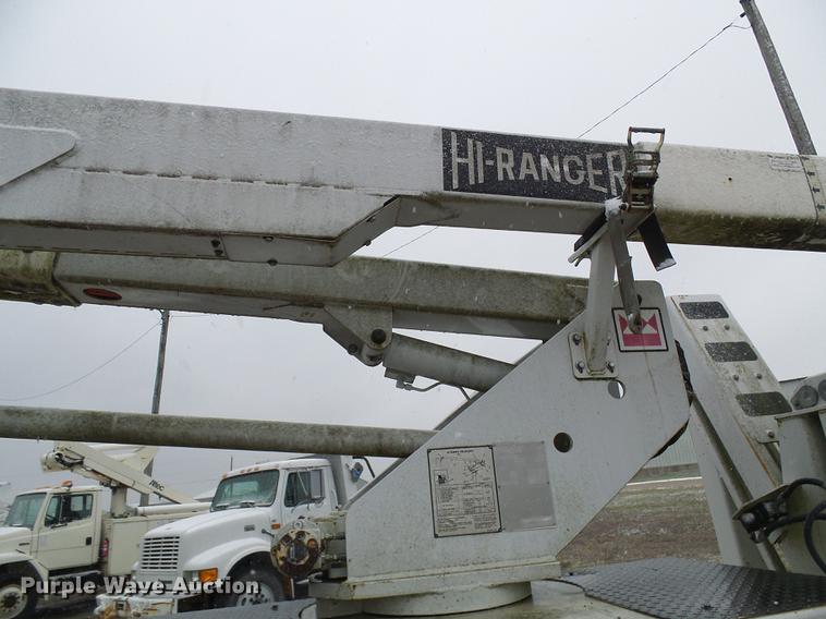 image for item DB2108 2005 Terex Hi Ranger TL38P boom lift