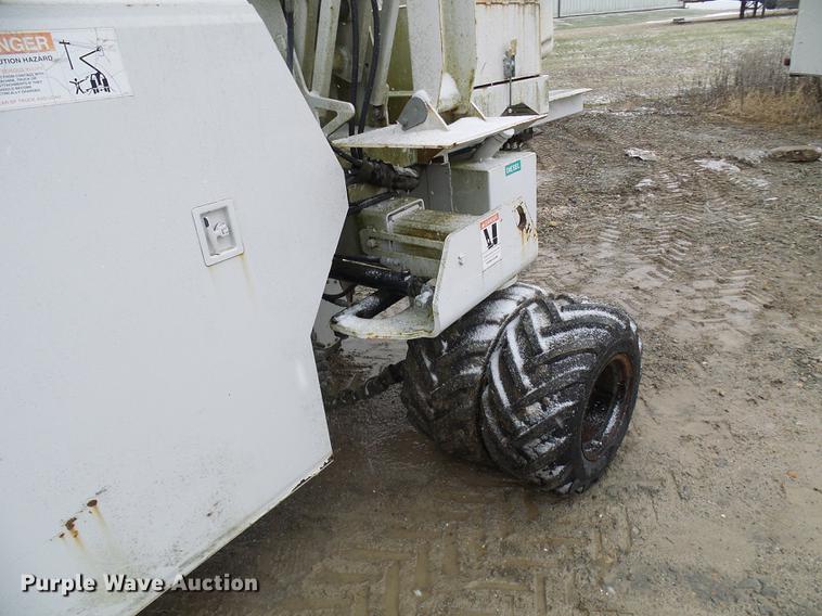 image for item DB2108 2005 Terex Hi Ranger TL38P boom lift