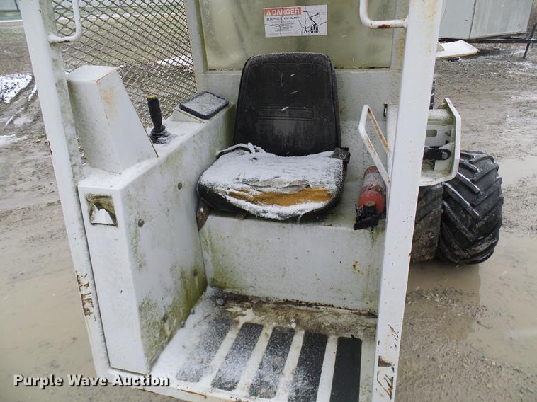 image for item DB2108 2005 Terex Hi Ranger TL38P boom lift