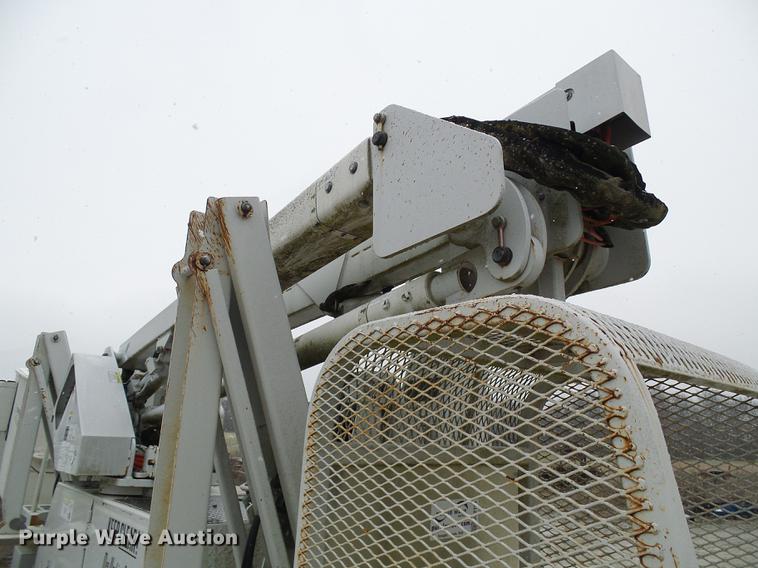 image for item DB2108 2005 Terex Hi Ranger TL38P boom lift